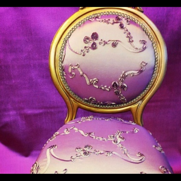 Meet your Posher, Schindler’s Fabrics ❤️ - Picture 9 of 9